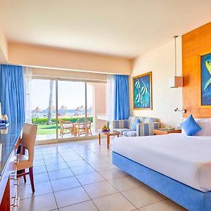 Pokój typu deluxe z łóżkiem king-size i z widokiem na plażę